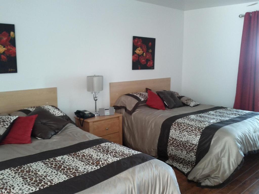 Motel Lac St-Jean Chambord Phòng bức ảnh
